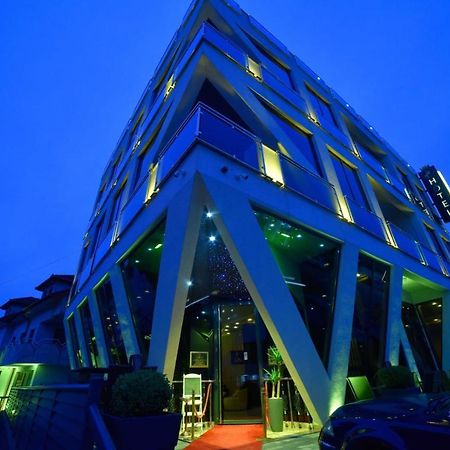 Hotel Palace Velika Kladusa Exterior foto